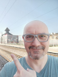 А вот и ещё один оплот родов Стрельниковых — Воронеж! Воронежский уезд в границах 19 века не столь богат населёнными пунктами, где жили Стрельниковы, но всегда это многочисленные семейства: Пчельники, Хохлы и др.…